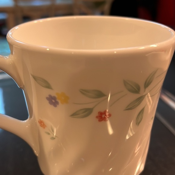 Corning Corelle English Meadow Flat Cup / Mug Swirl Floral.  Set of 2. - Picture 8 of 13
